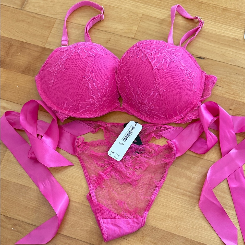 34D Bra La SENZA Vibrant Pink Lace Set